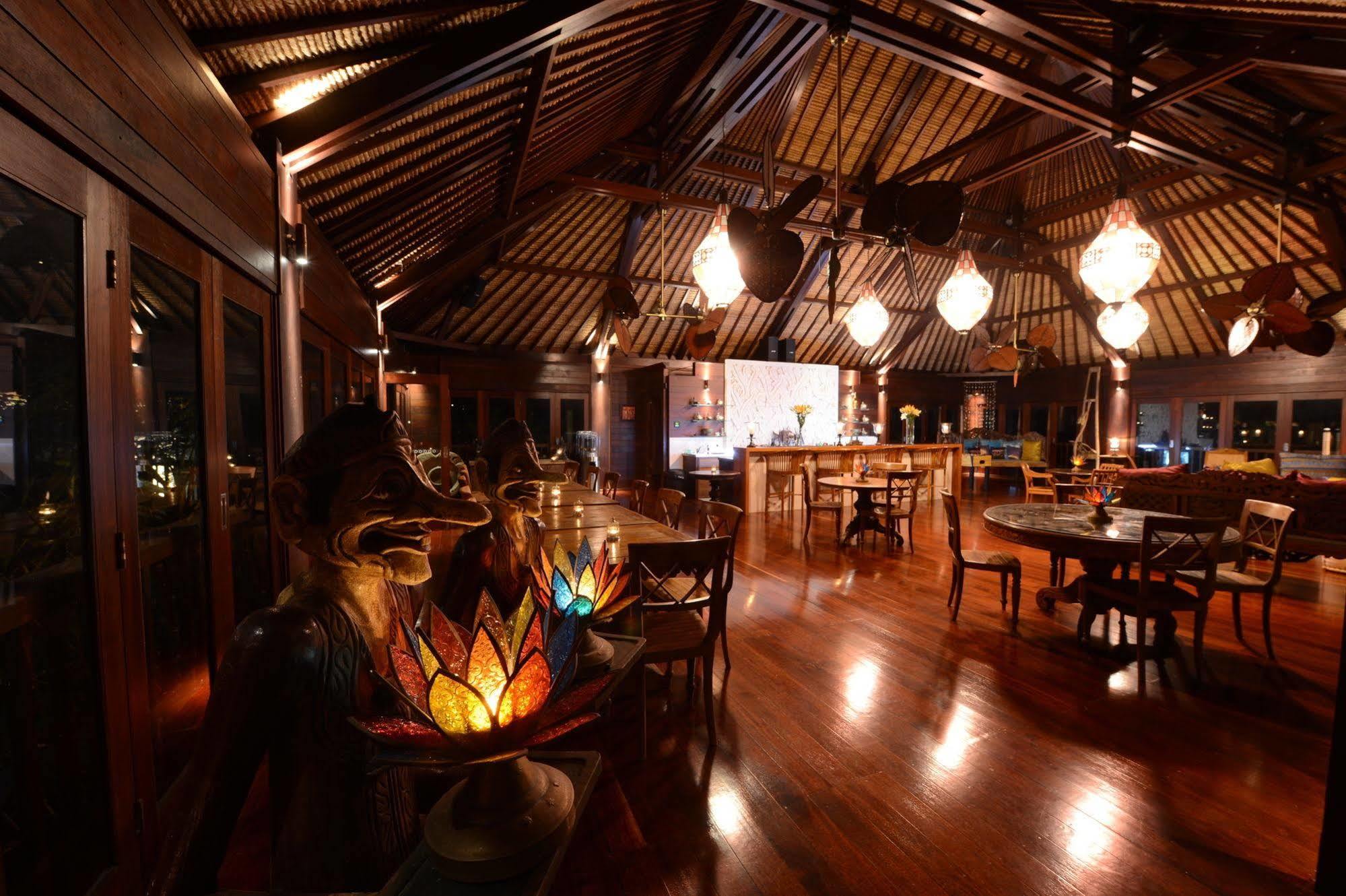 Makepeace Island Hotell Noosa North Shore Exteriör bild